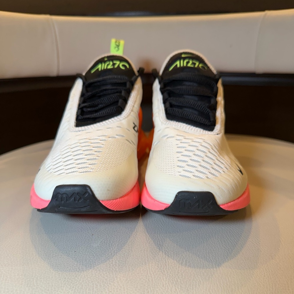 Nike Air Max 270 Women’s – Summit White / Sunset Pulse – Size 7 - Picture 3 of 7